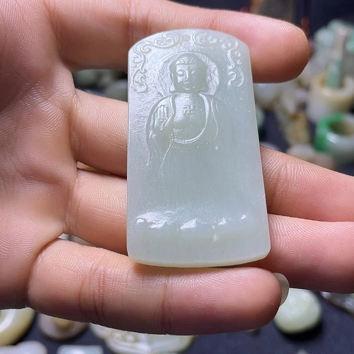 ****️和田玉（糖玉）未镶嵌颈饰
