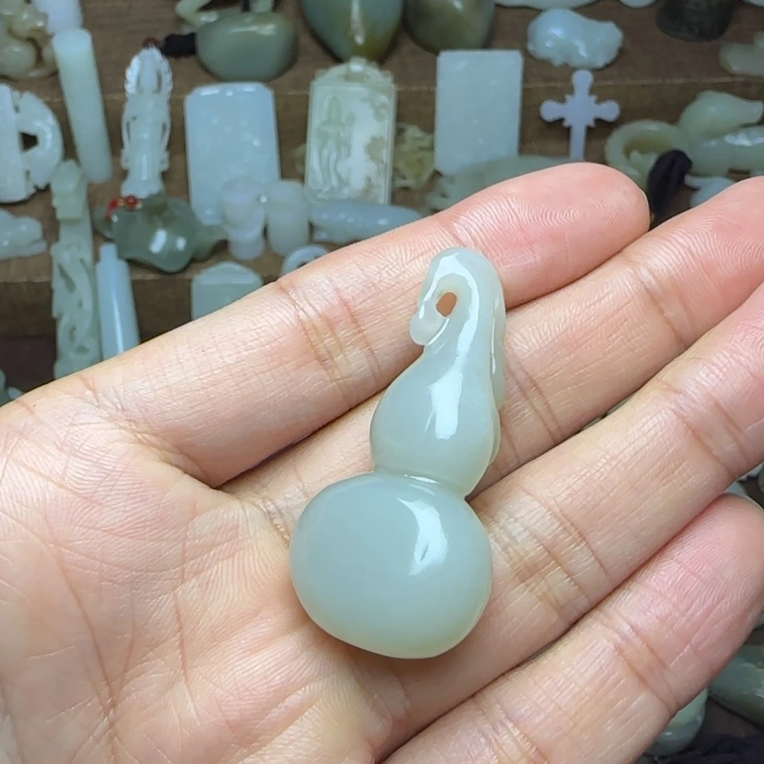 和田玉挂件未镶嵌我**音