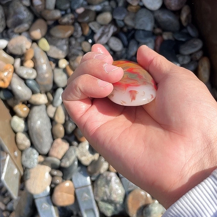 和田玉（糖玉）未镶嵌珠宝奇石