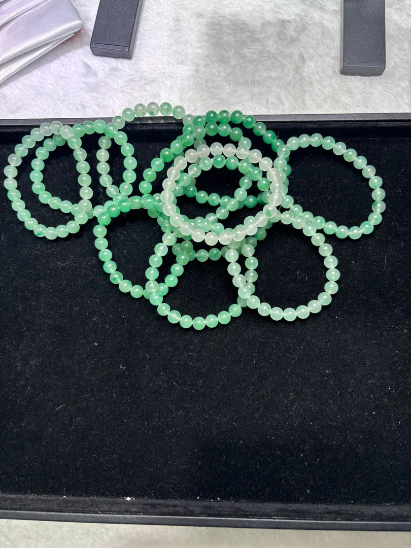 随机发其一  卡8珠子