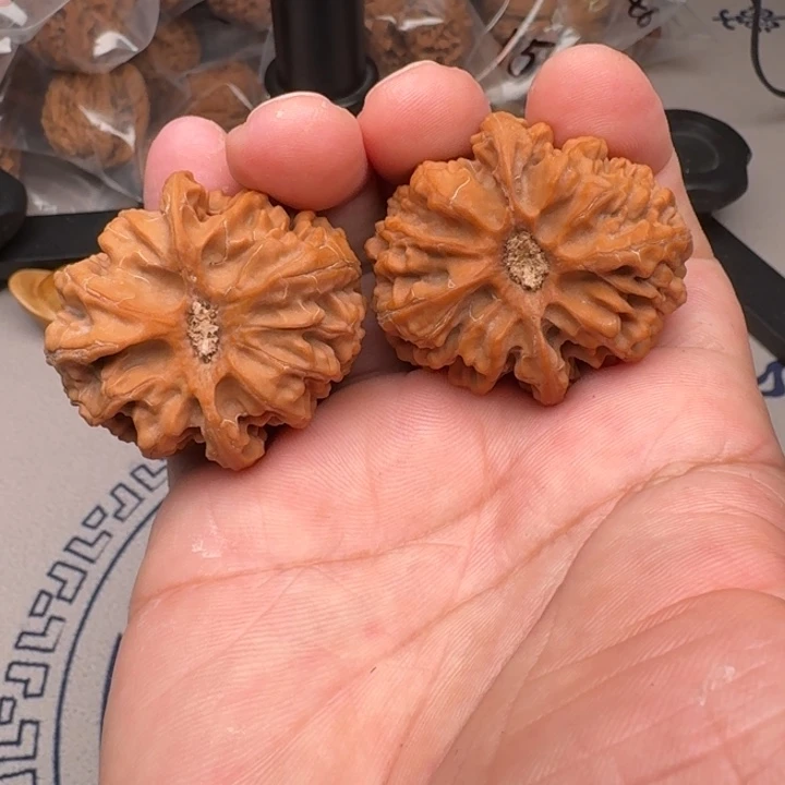 桃核把件山地苹果园40+尺35