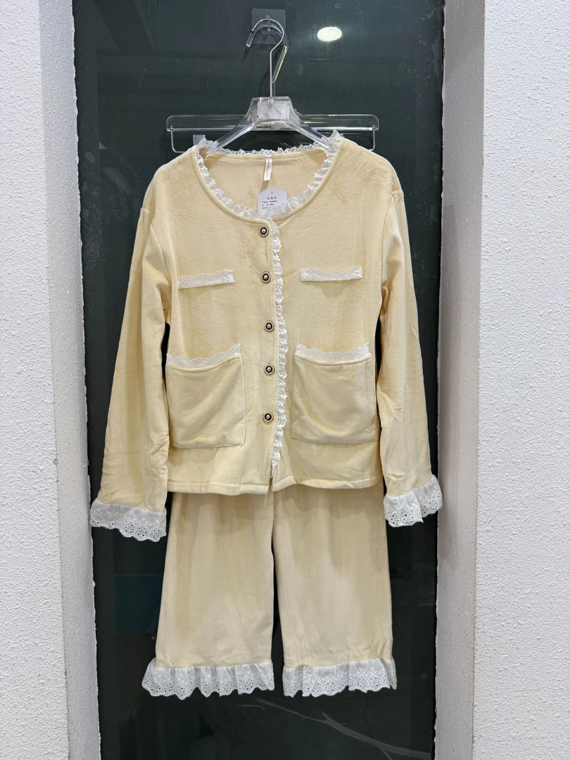 5578#法兰绒睡衣女秋冬加绒保暖两件套甜美蕾丝花边休闲家居服