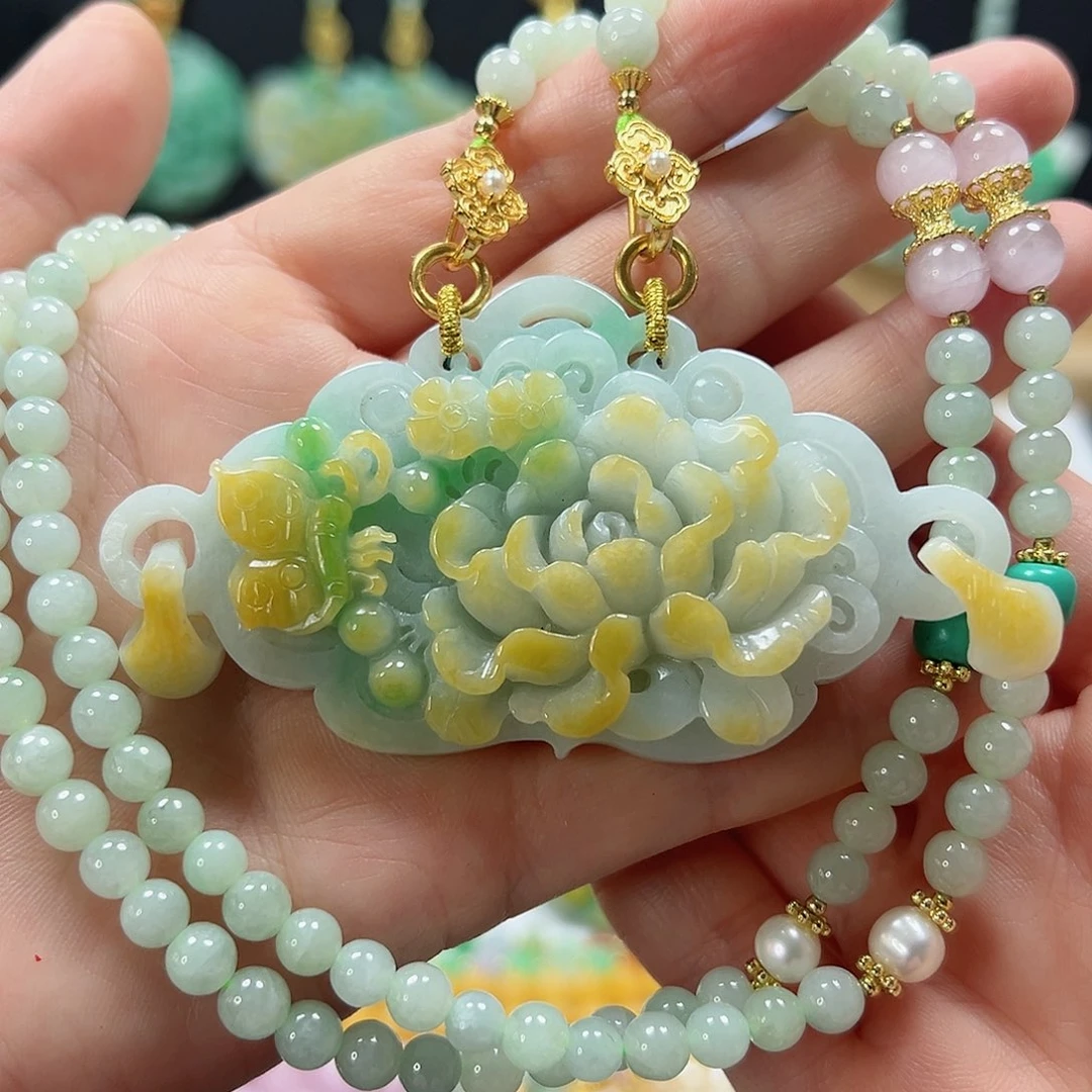 颈饰未镶嵌翡翠吊坠