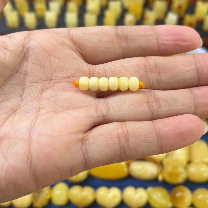 琥珀未镶嵌裸石卡6浓蜡墩一组精工微瑕漏