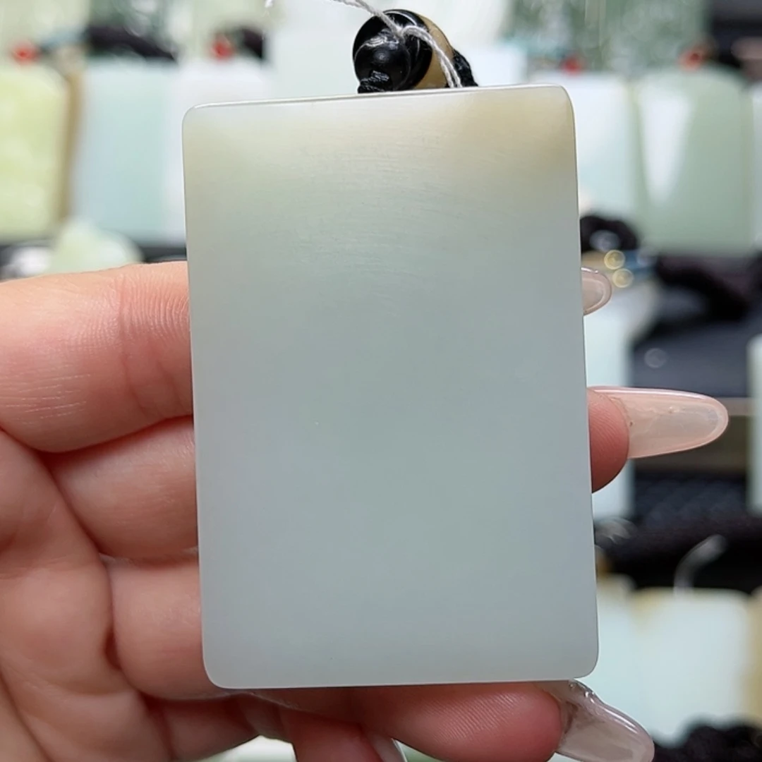 【闪购商品】颈饰未镶嵌和田玉张**嘚