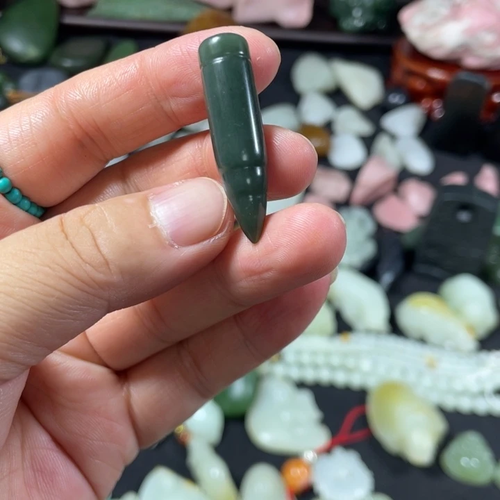 和田玉（青玉）未镶嵌颈饰