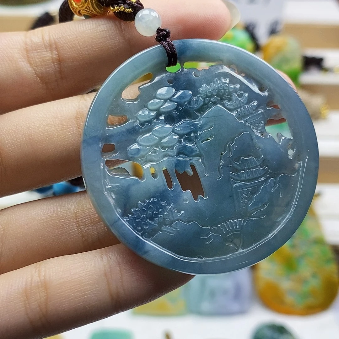 翡翠未镶嵌颈饰翡翠