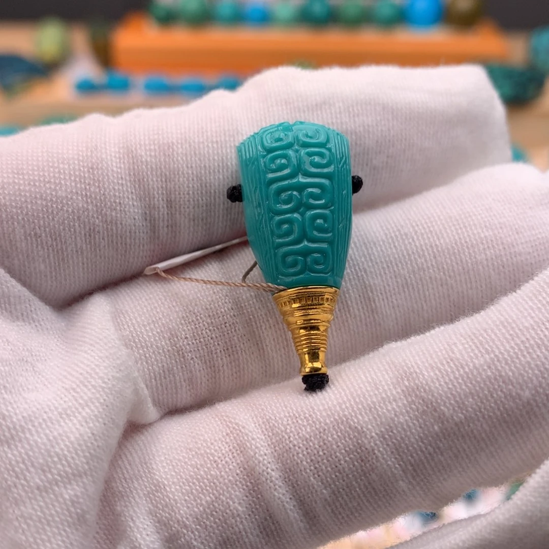 18K金镶嵌绿松石配饰