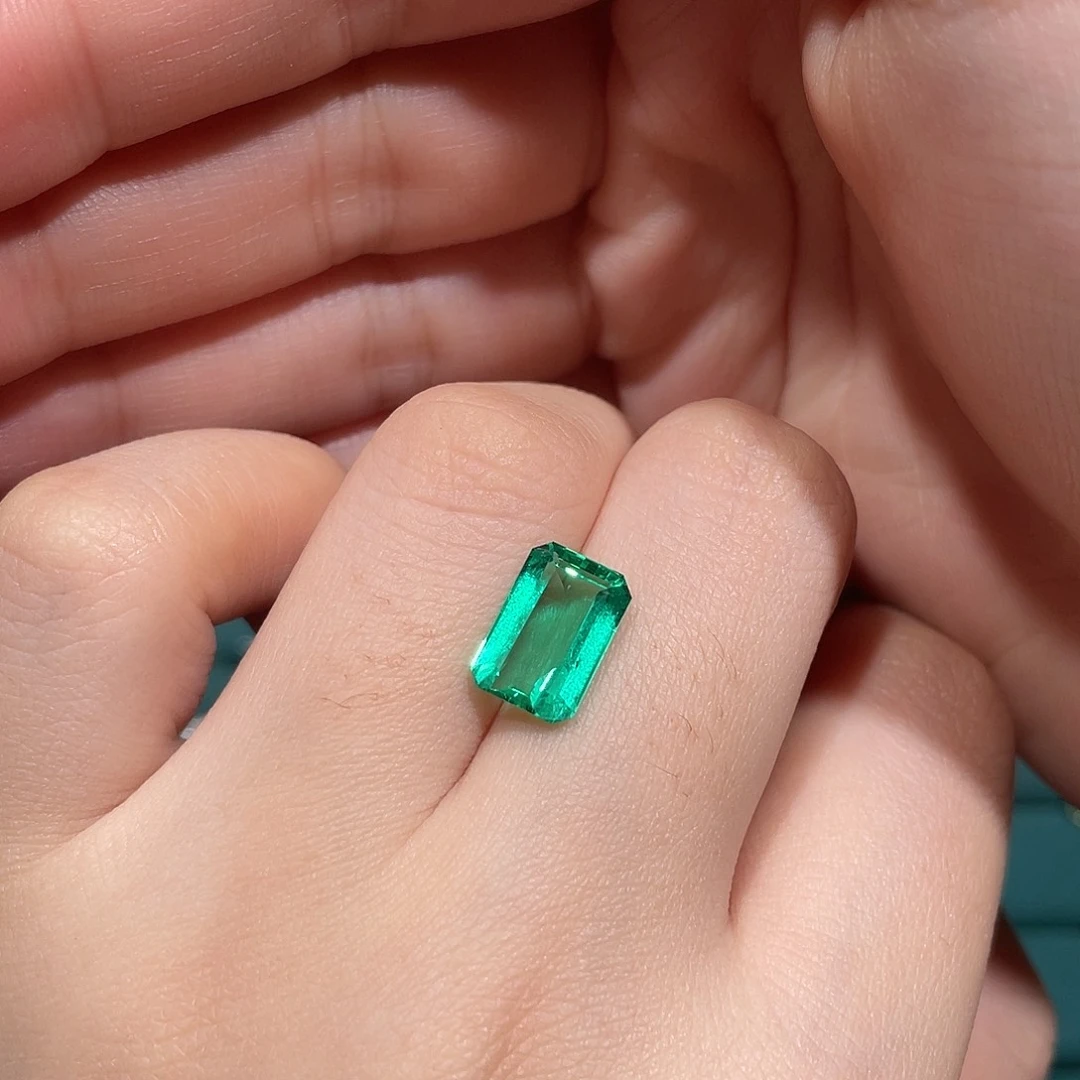 祖母绿裸石3.08ct哥伦比亚微油vvg吉尔德