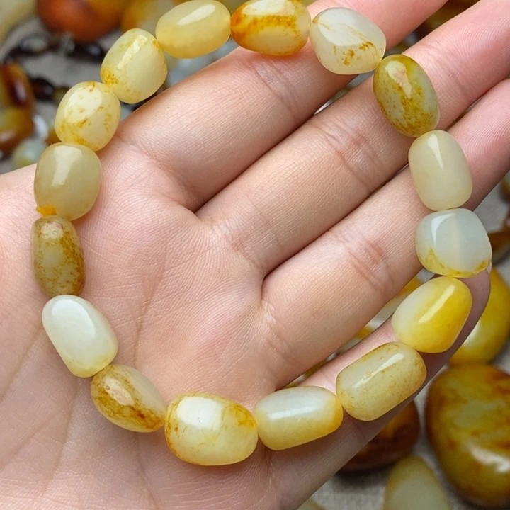 和田玉未镶嵌手链