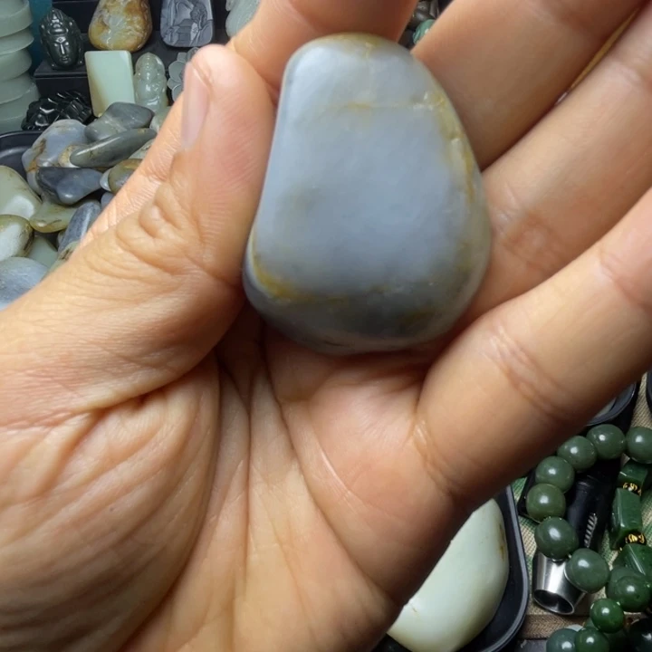 未镶嵌和田玉珠宝半成品