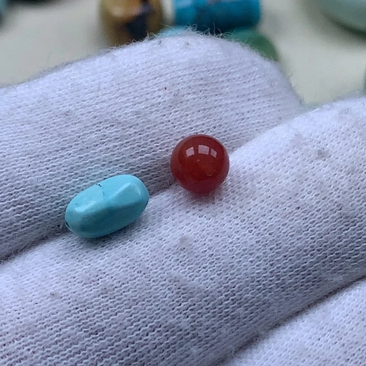 南红玛瑙未镶嵌珠宝奇石