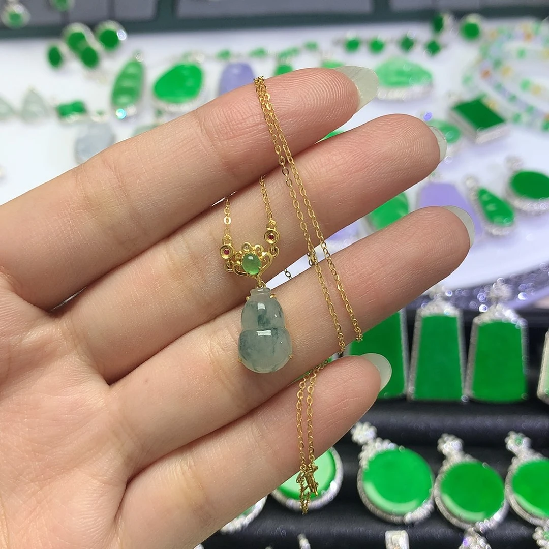 套链18K金镶嵌翡翠