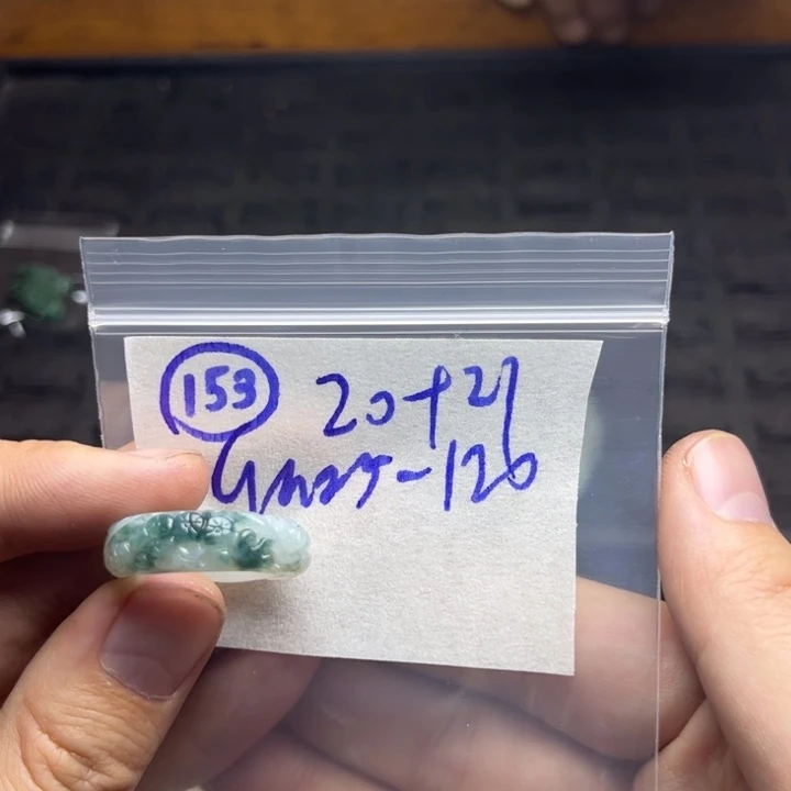 定制翡翠未镶嵌明天