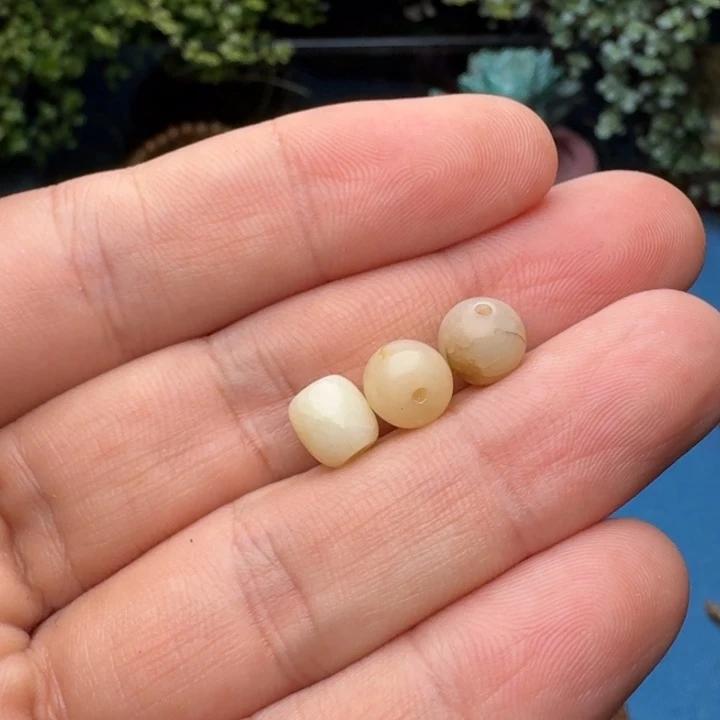 和田玉（白玉）颈饰未镶嵌尚****司