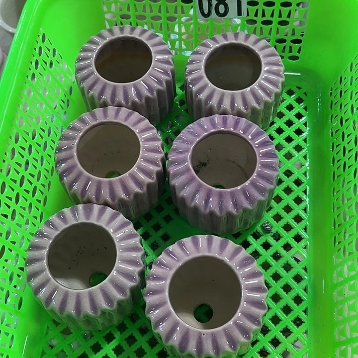 微瑕陶瓷花盆满9.9发