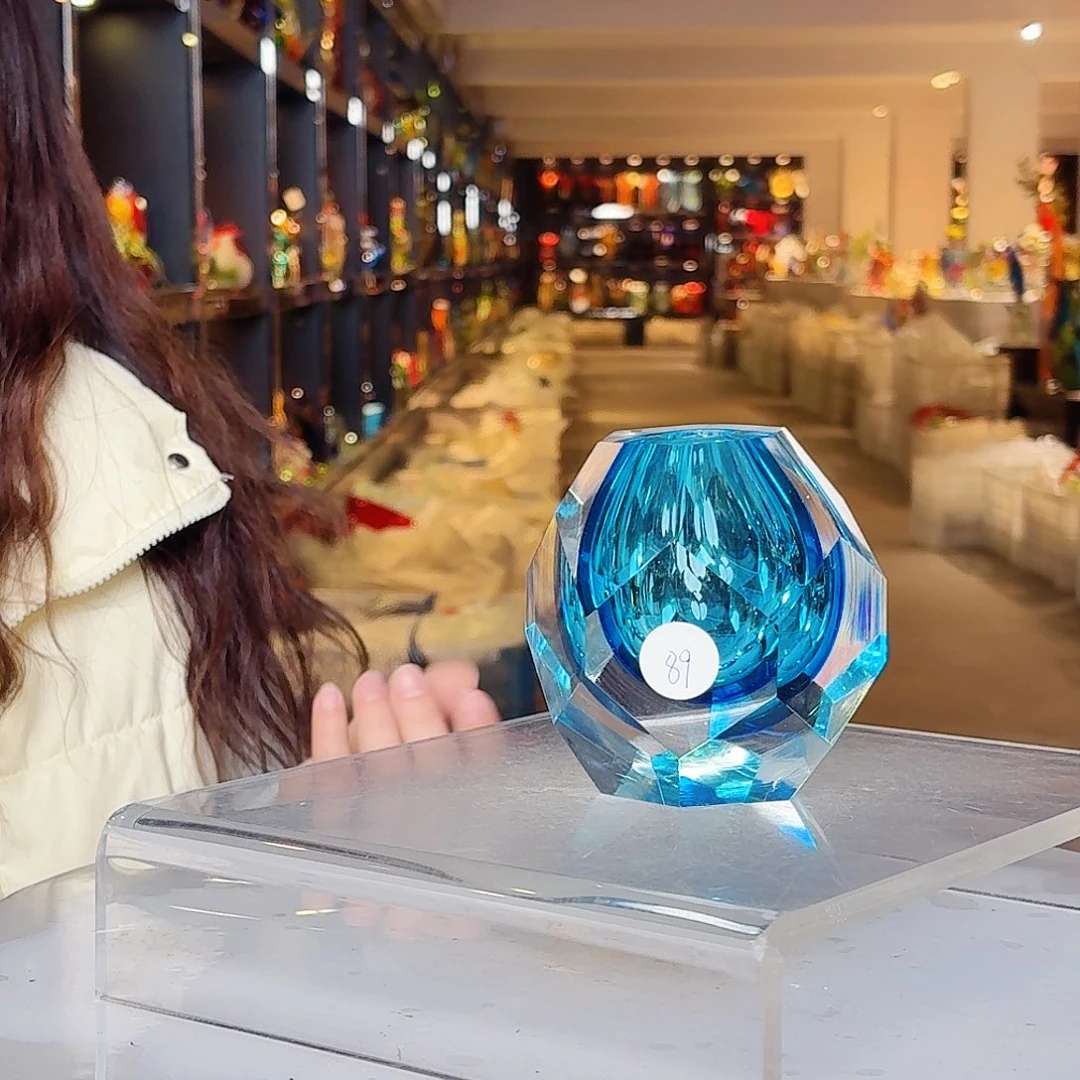 手工艺品琉璃琉璃花的颜色是什么