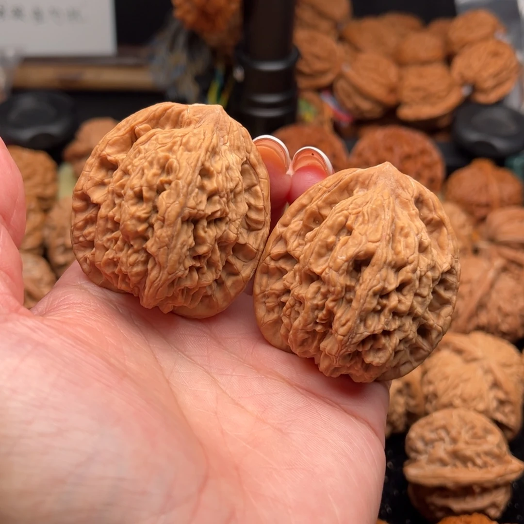 叁***儿把件核桃虎头43尺
