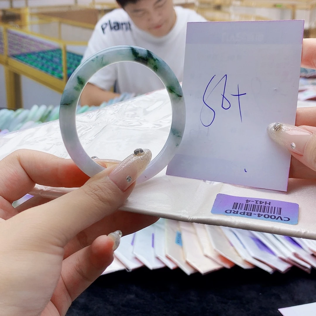 翡翠手镯未镶嵌c00……