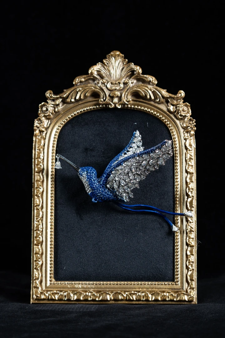 铜合金合成锆石胸针 复古镶嵌 蜂鸟胸针