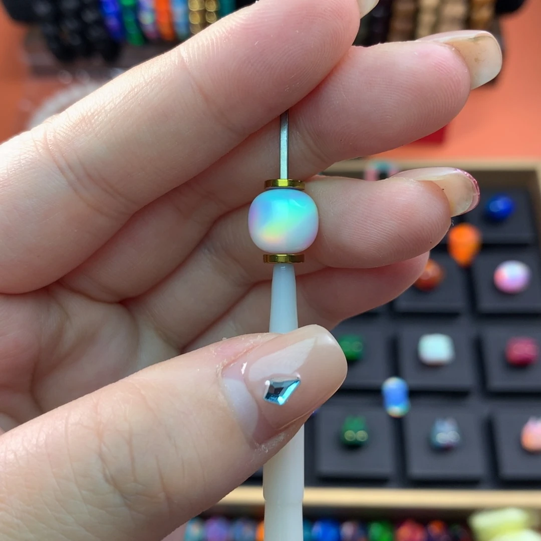 1219豹老型10-9白月光