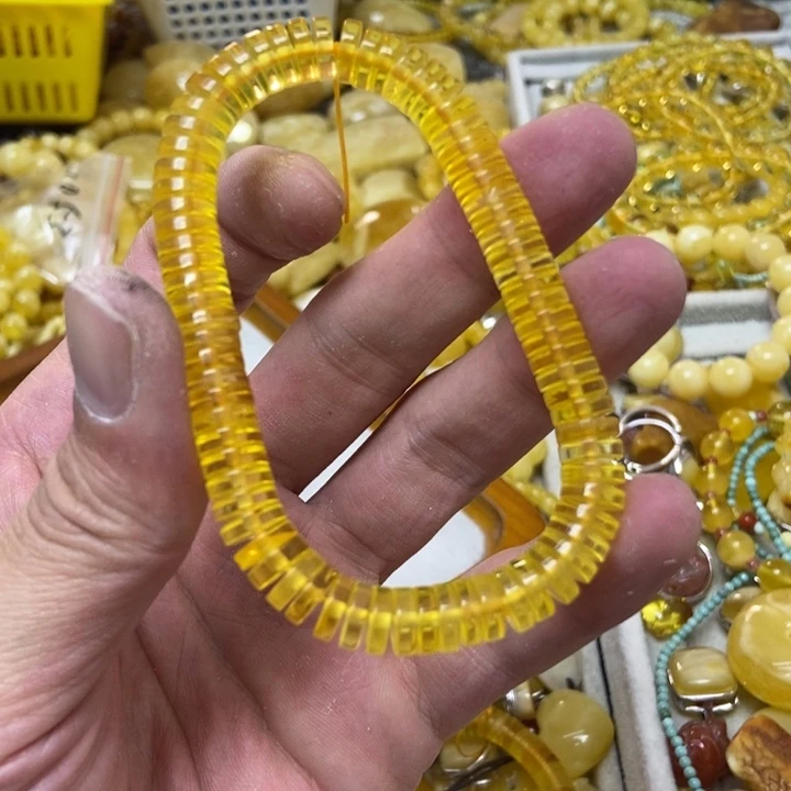 蜜蜡未镶嵌裸石多样性发货