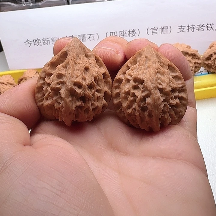 把件文玩核桃小灯笼