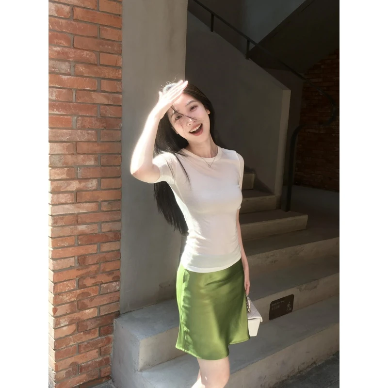 夏季时尚极简风白色正肩修身T恤上衣新款女轻熟半身裙子两件套装