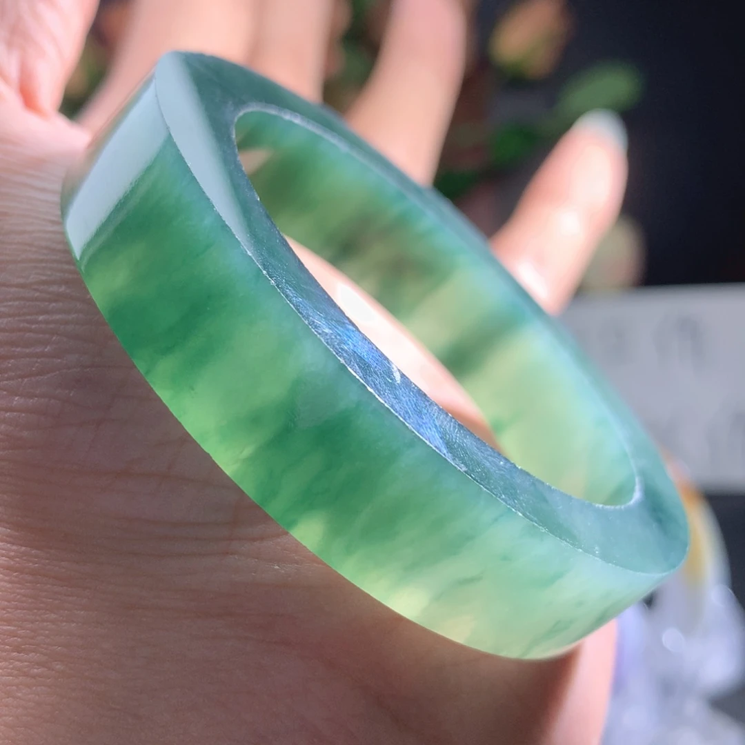 定制翡翠手镯未镶嵌