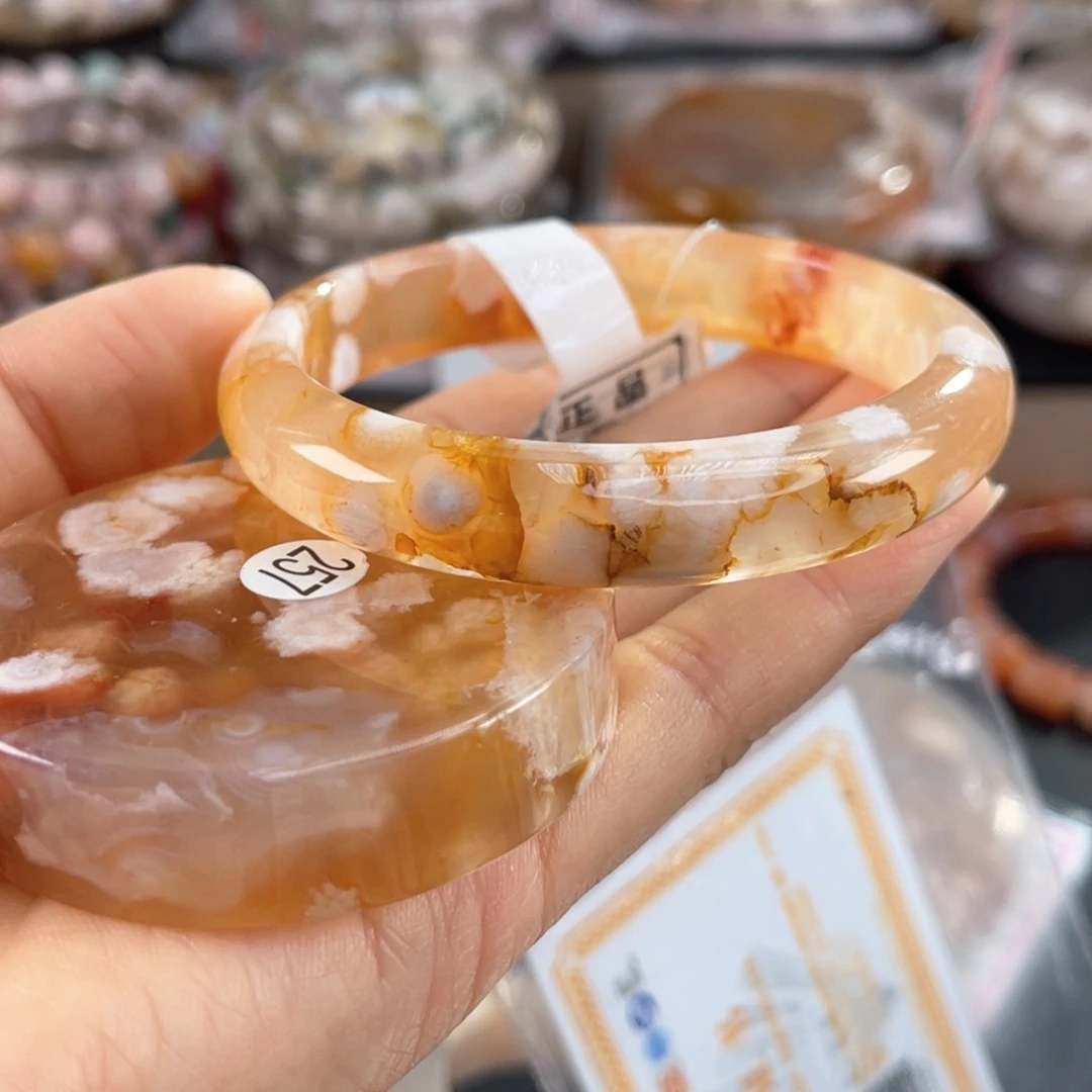 石英质玉未镶嵌手镯56