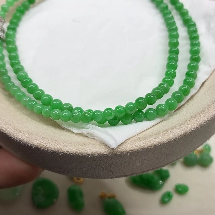 翡翠未镶嵌手链天然缅甸翡翠A货卡4.5