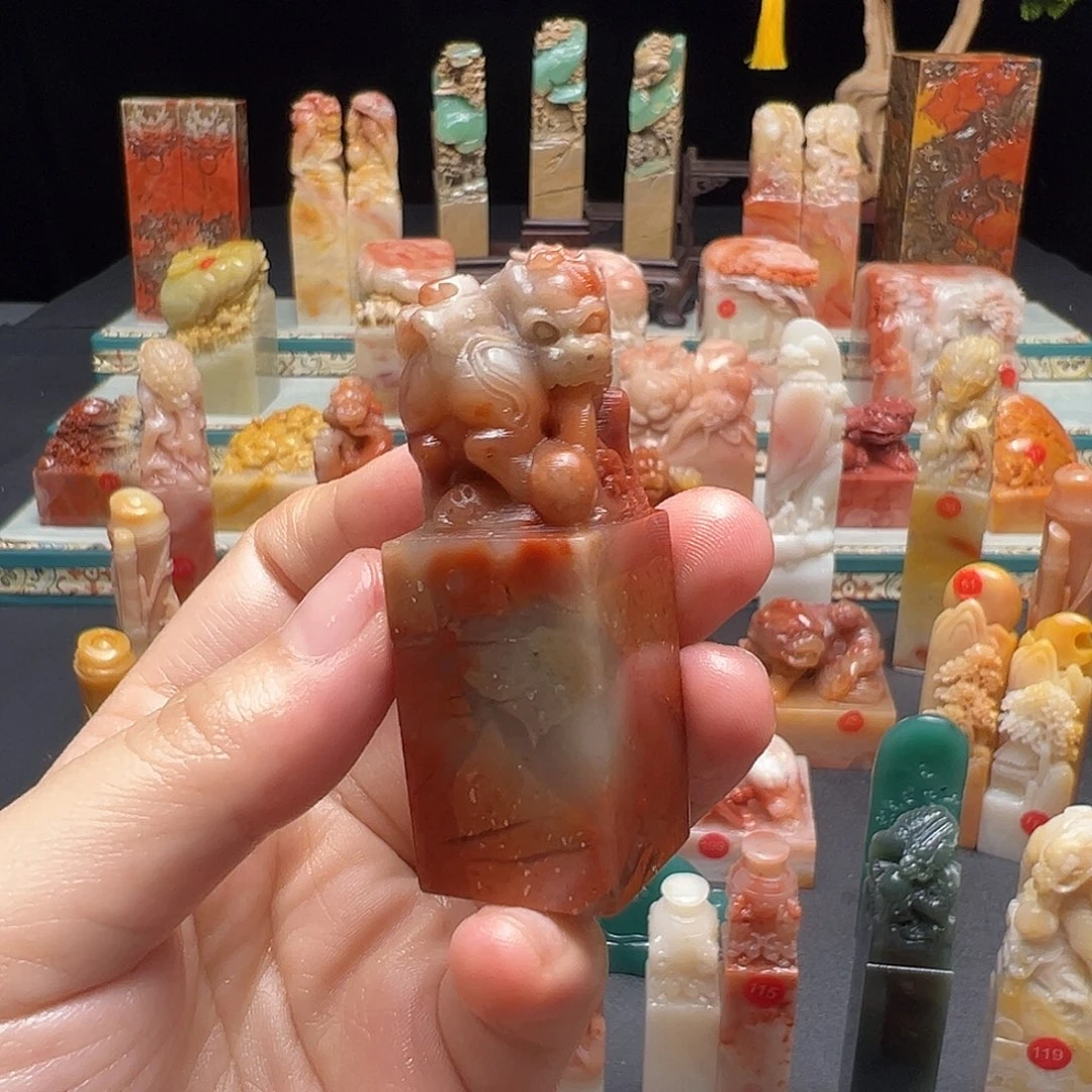 家****寿山石印石手工制作