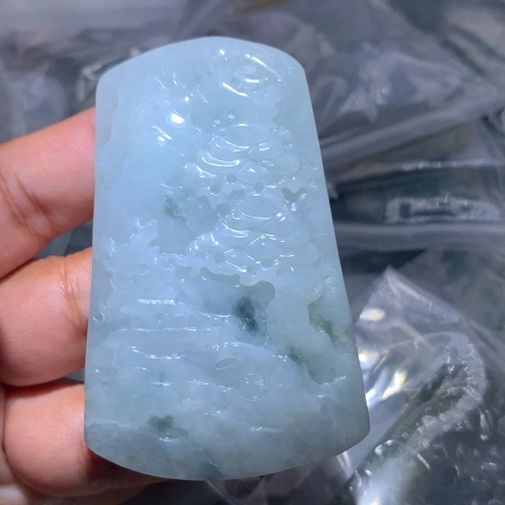 翡翠未镶嵌颈饰保真天然A货翡翠