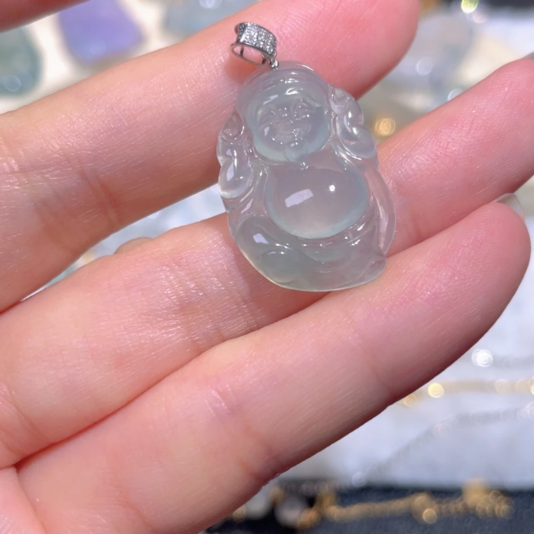 翡翠18K金镶嵌颈饰翡翠