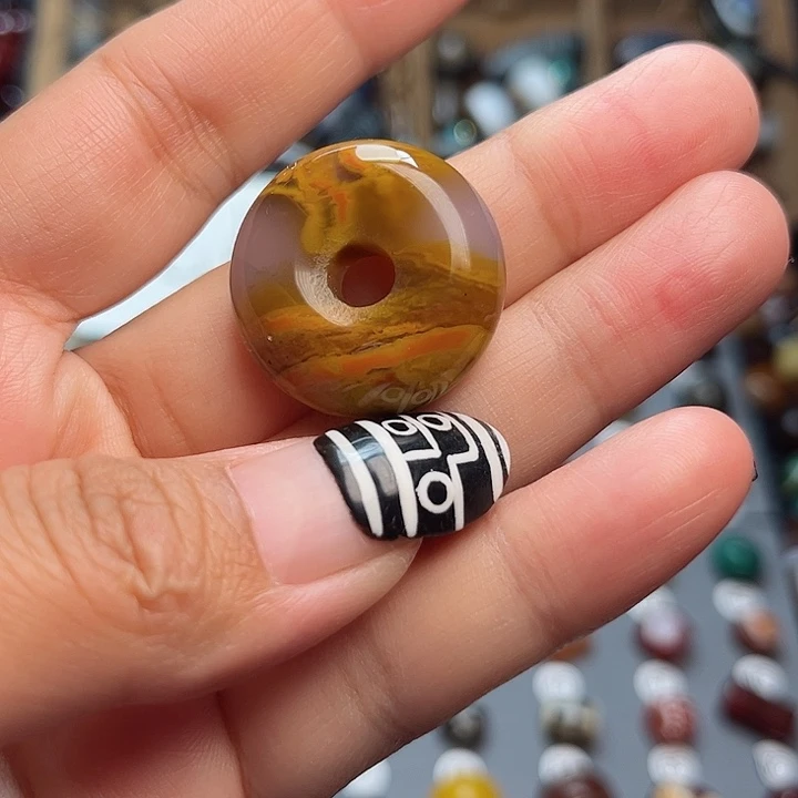 玛瑙/玉髓未镶嵌珠宝半成品