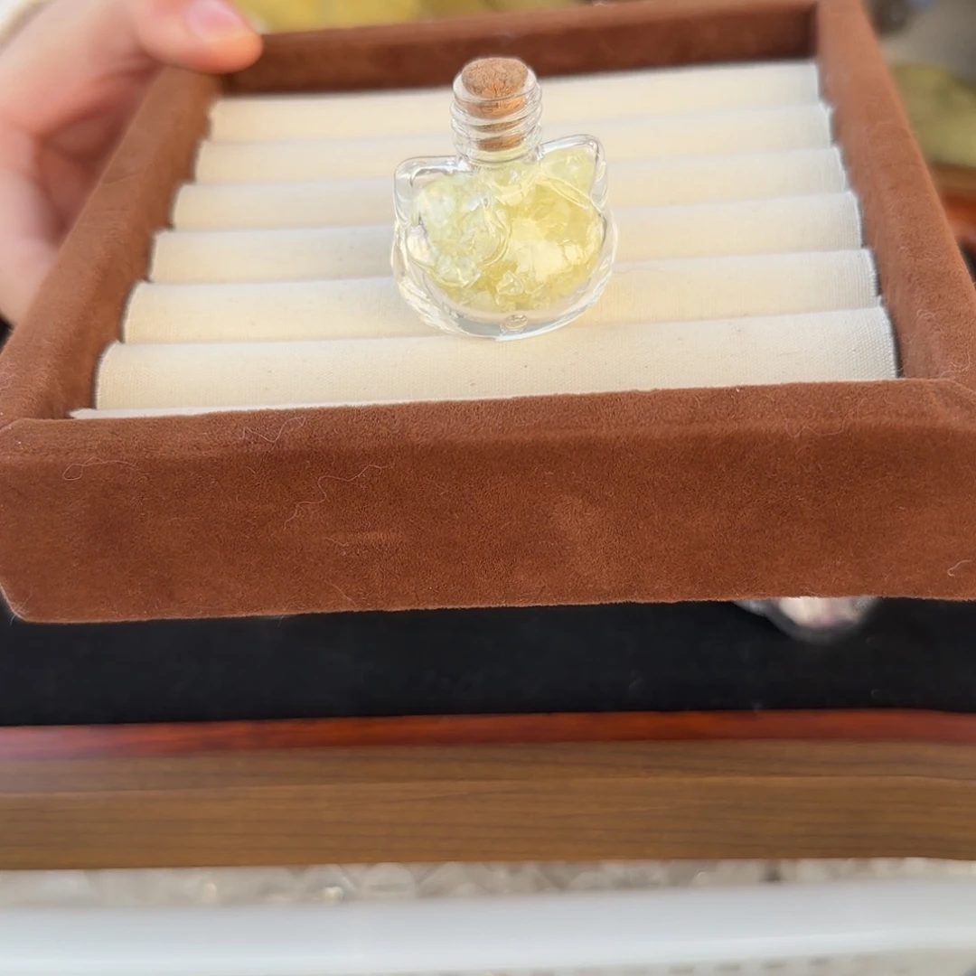 大型摆件（非配饰）黄晶未镶嵌黄水晶许愿瓶