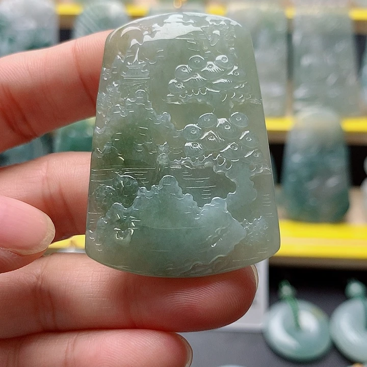 翡翠未镶嵌吊坠(不含链)山水