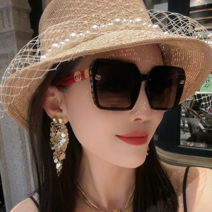 【视频同款太阳镜】网红美妆太阳镜百搭时尚大脸显小墨镜女款