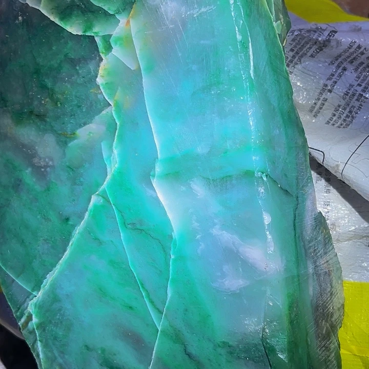 江西石叶*黄蜡石的设计