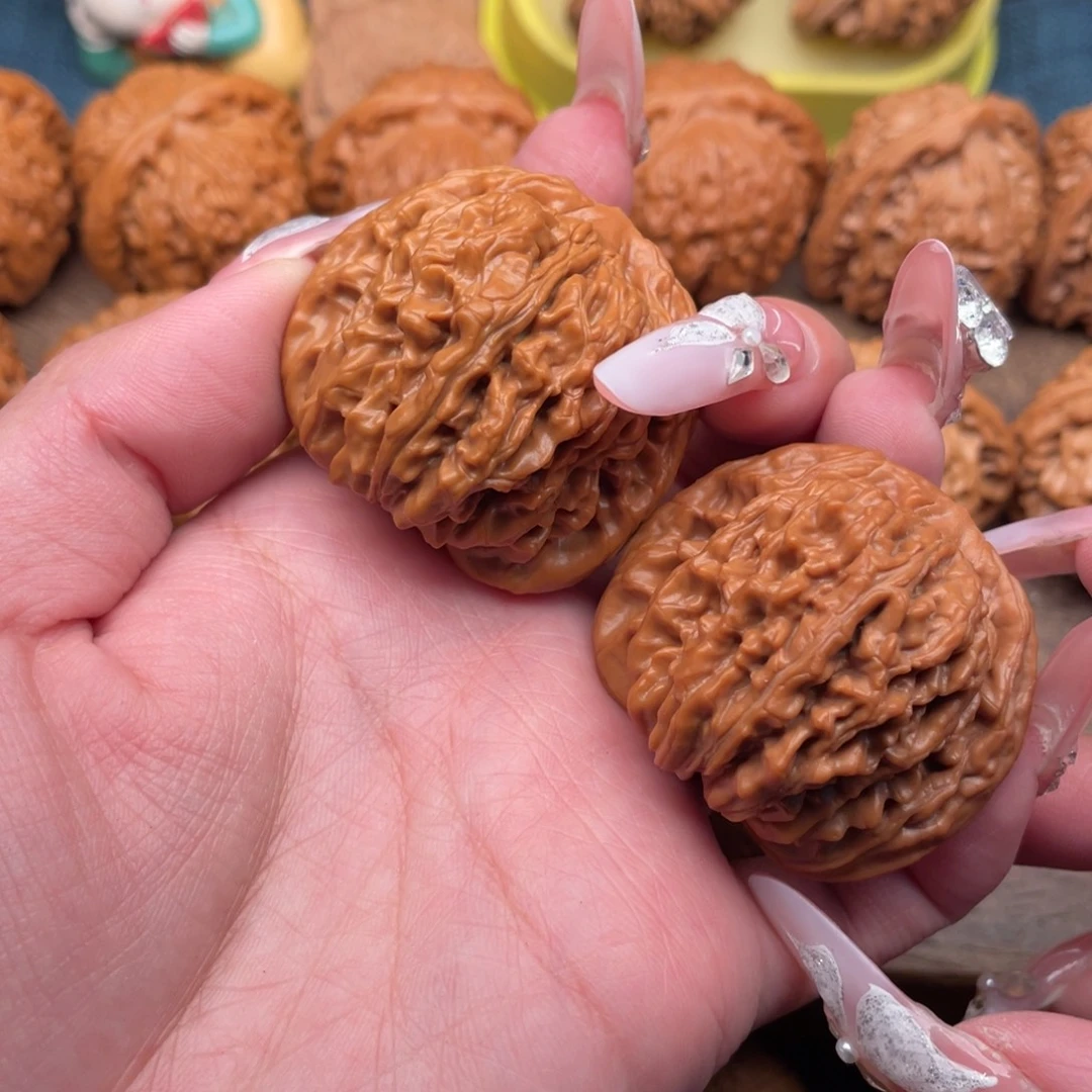 文玩核桃把件全品，大克重汉高楼42