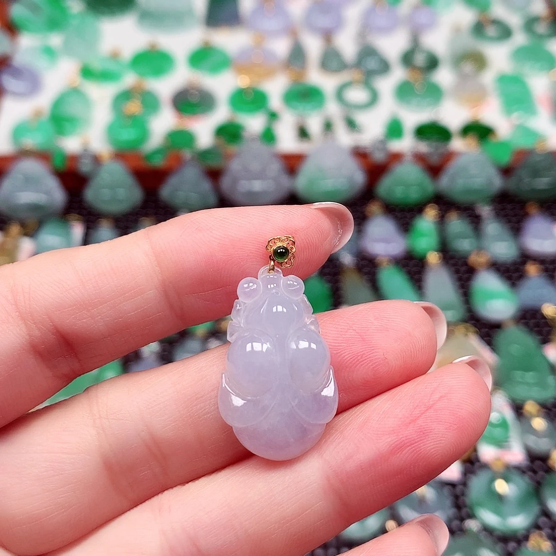 翡翠18K金镶嵌颈饰天然翡翠A货