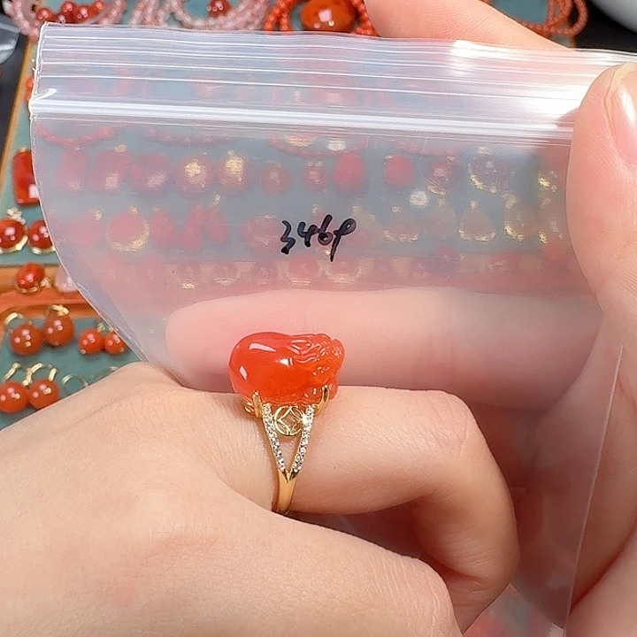 南红玛瑙银S925镶嵌戒指