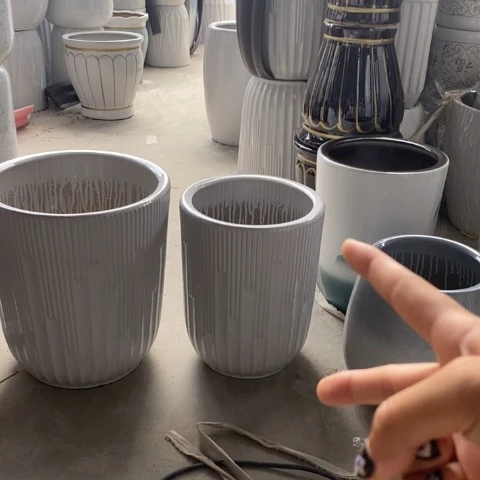 低腰白钢琴中号26/32（2个）