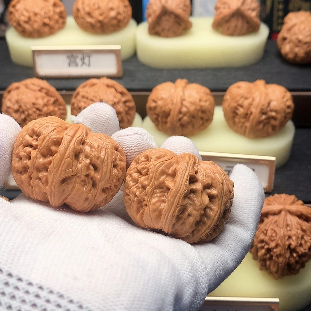 文玩核桃吊坠大**麦503号元宝42