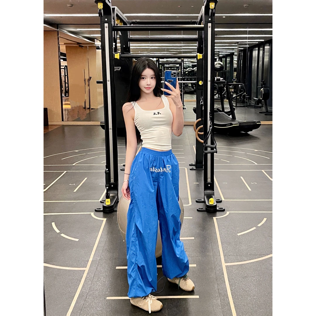 简约亲肤舒适休闲可外穿无袖夏季黑白色背心女款B25240