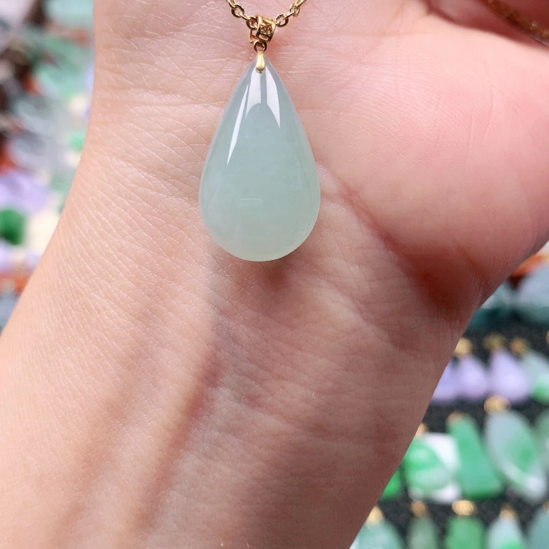 吊坠(不含链)18K金镶嵌翡翠