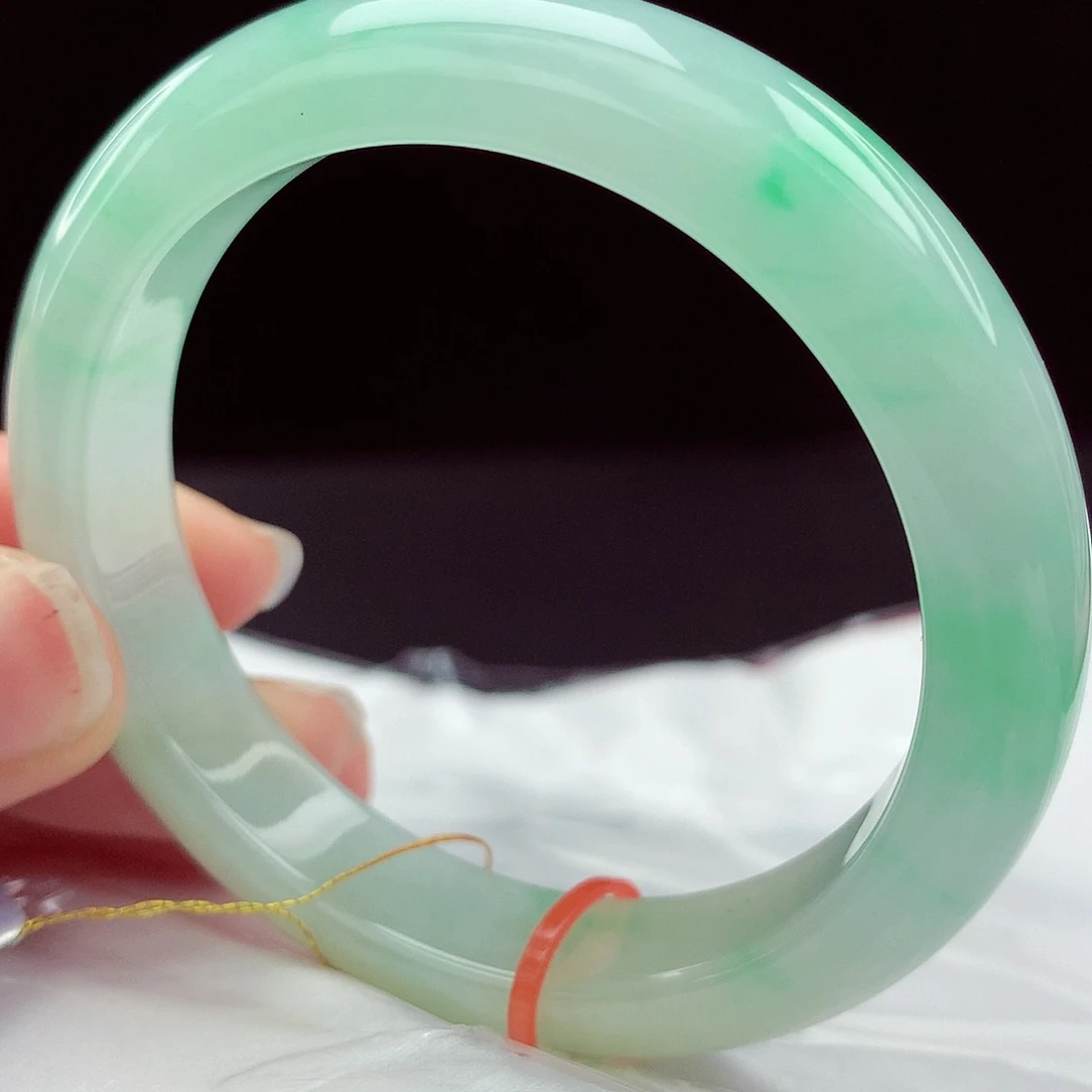 翡翠未镶嵌手镯52圈081