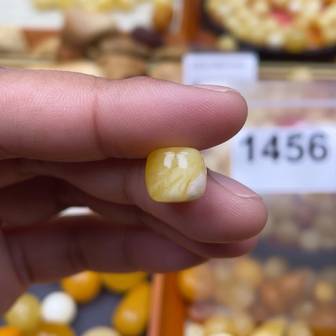 琥珀珠宝奇石未镶嵌11 微瑕