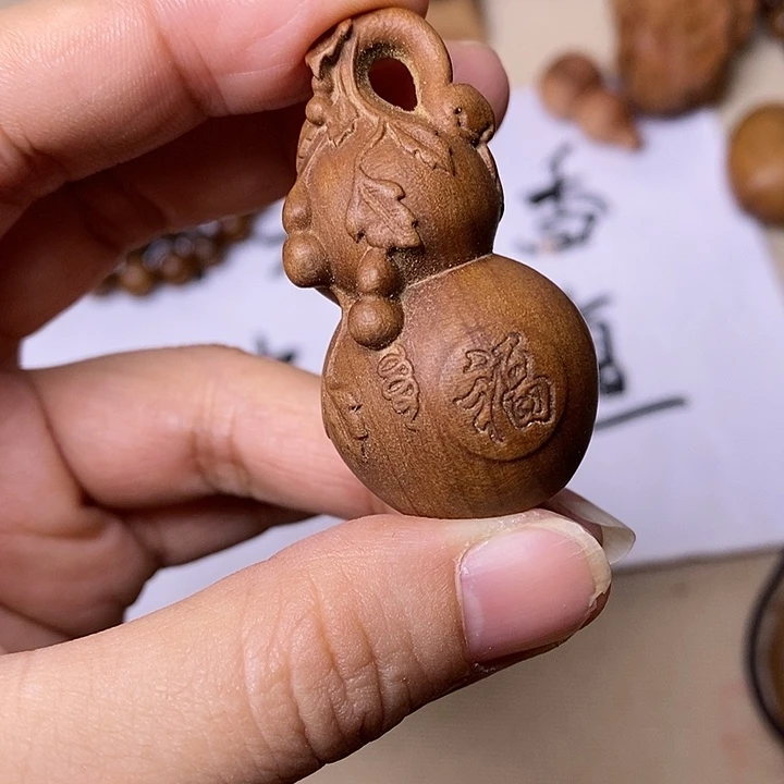 檀香木手串/手链老山檀香精雕满工福字葫芦