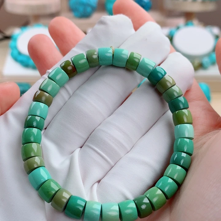 绿松石未镶嵌挂件